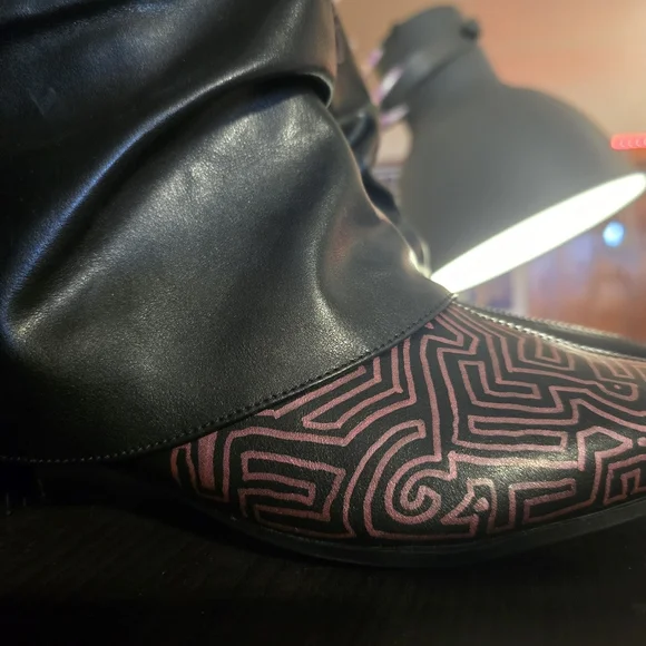 HANDCRAFTED Upcycled Faux Leather Black Boots HANDPAINTED Kitten Heel Ankle Shoe - Picture 5 of 17